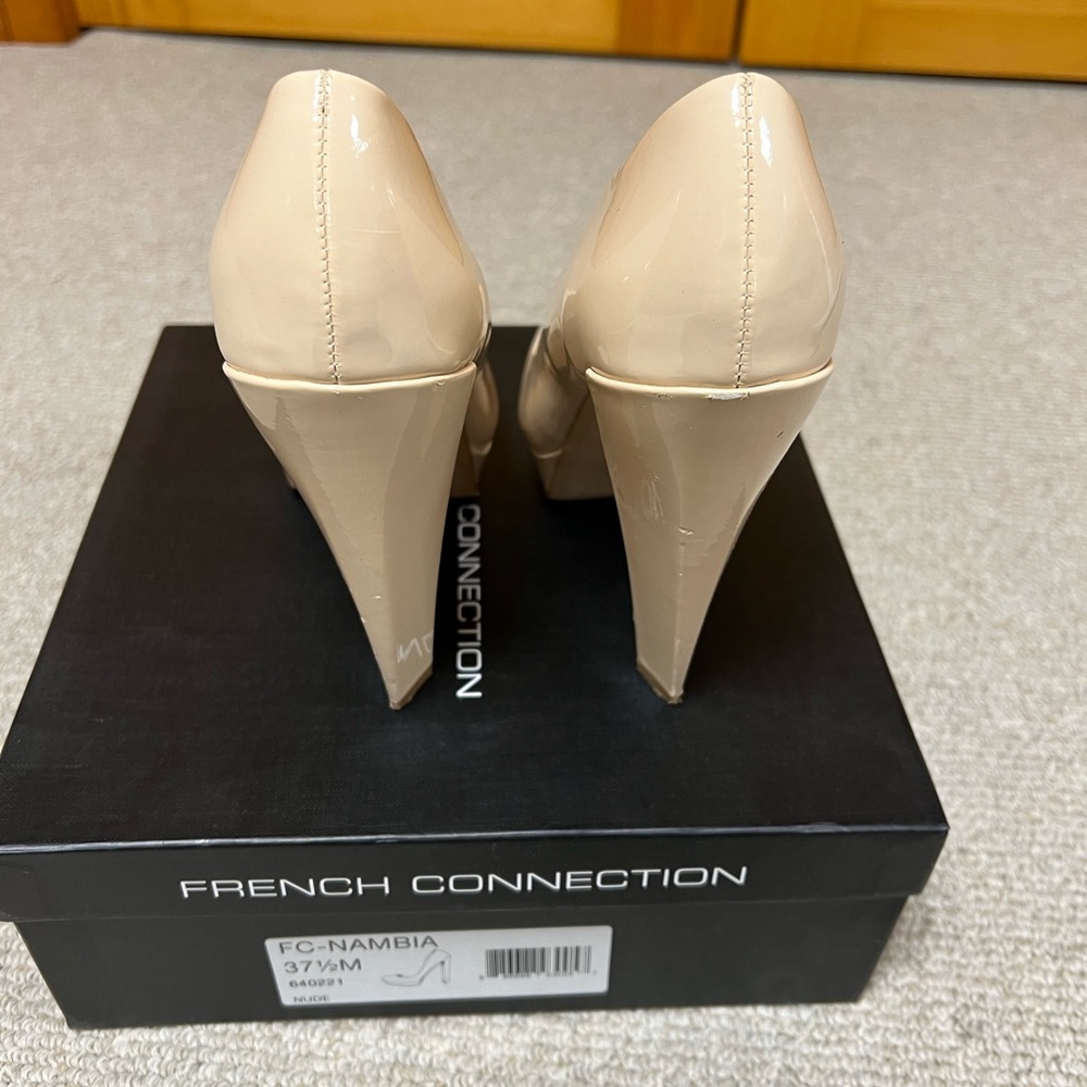 French Connection Heels - Picture 2 of 7